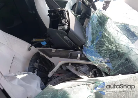 2022 Tesla Model Y Long Range Dual Motor All-Wheel Drive из США, поврежденный, VIN 7SAYGDEE3NF554851